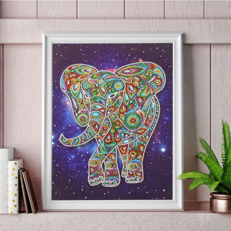 Amazing Elephant - Special Shape Diamond Painting